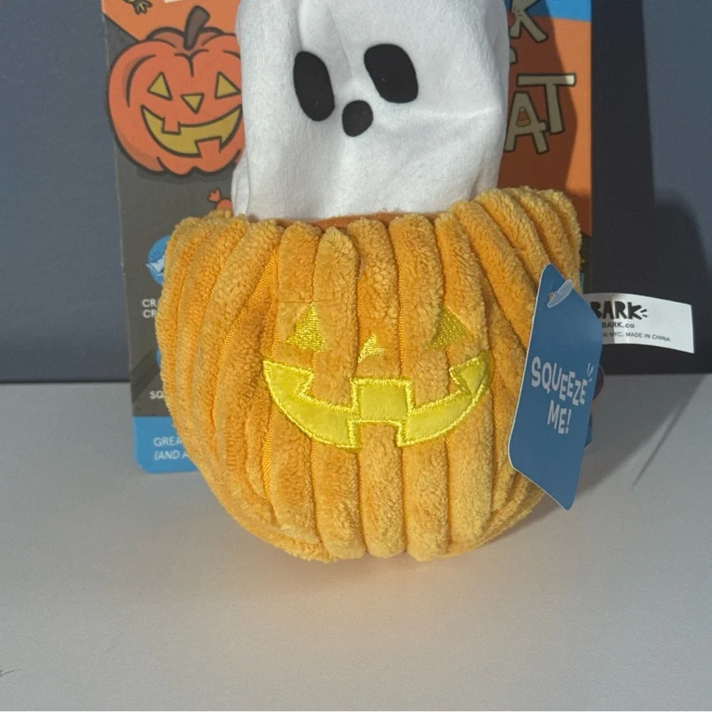BRAND New Bark Eek-A-Boo Pumpkin Plush Dog Toy, Multicolor, for Dogs of All Size - Picture 3 of 11